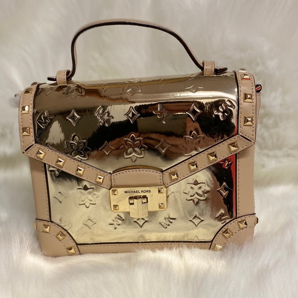 Kinsley SM Top Handle Trunk Satchel (Pale Gold)